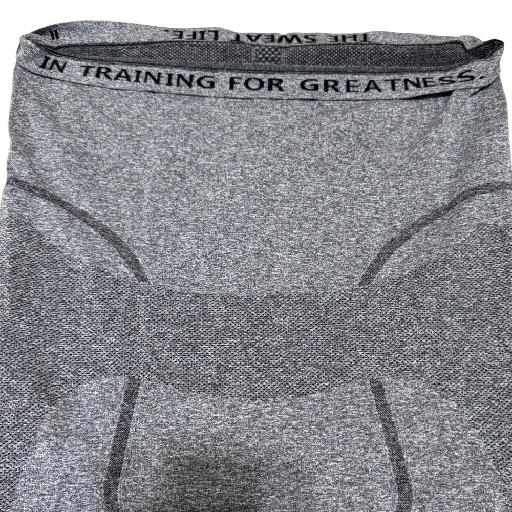 Lululemon Swiftly Tech Short Sleeve Seamless Running Top Gray Women's Size 2 - Picture 6 of 7